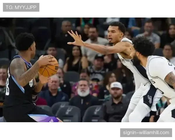 爵士127-114客场挫马刺 七人得分上双演绎团队篮球